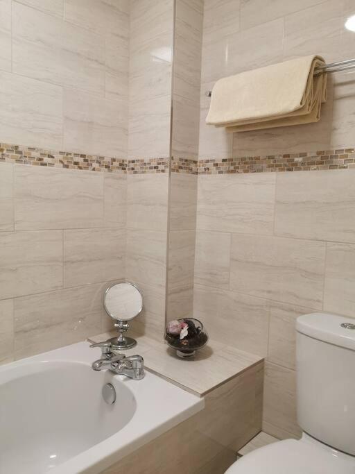 Apartamento Penthouse Rutland Street Near Sea